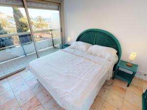 Grand 2P avec Terrasse, Aperçu Mer et Garage Privé – Menton Garavan - FR-1-196-268