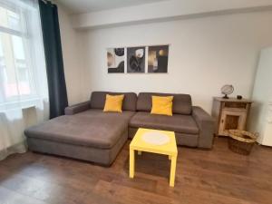 PIF Apartments Sadoveanu