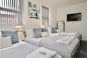 Gosford Park Studio 4 - Coventry