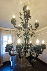 Villa Philipp Plein - Designervilla mit Pool