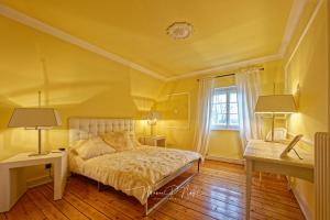 Villa Philipp Plein - Designervilla mit Pool