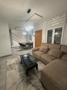 Hermoso Chalet en Montebello