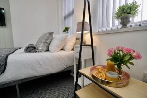 Gosford Park Studio 7 - Coventry