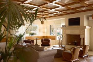 Porto Kea Suites by Sandglass