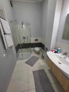 WNS51 Refined Luxury Apartment Nowy Swiat Str