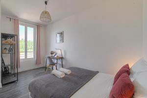 Appartements Le Pipet - T2 avec terrasse, vue, a deux pas du theatre antique : photos des chambres