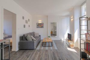 Appartements Le Pipet - T2 avec terrasse, vue, a deux pas du theatre antique : photos des chambres