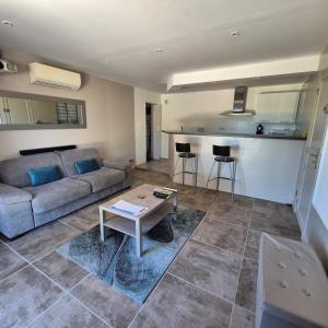 Appartements Saint-Jeannet Studio apartment near Nice : photos des chambres