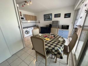 Apt 2 pièces CAP DAGDE NATURISME CN080-104