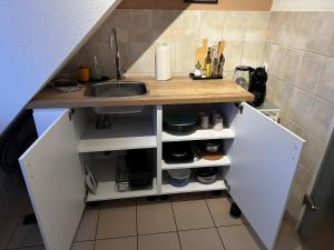 BRIGHT by Interior Apartments - Herkulesblick, Familienzimmer, Garten, BHF Nähe