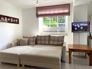 Blanker Hans, Badestraße