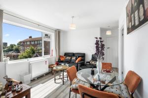 The Lookout at Newhaven