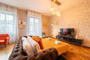 Luxury Center - Next to the Sea- Aria condizionata - Free Parking