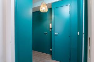 Appartements Studio Proche Port Terrasse et Wifi : Studio Supérieur