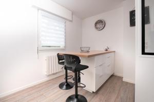 Appartements Studio Proche Port Terrasse et Wifi : photos des chambres