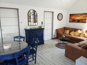 Maisons d'hotes AU PETIT BONHEUR Chez l-habitant 2PERS : photos des chambres
