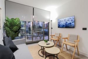 Comfortable 1D in front of Araucano Park