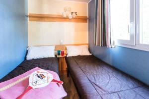 Campings Camping La Palmeraie : photos des chambres