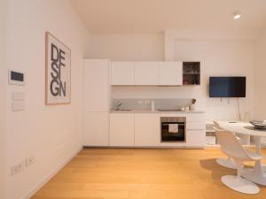 Xenia Milano - 2rooms apt in Via Petrella 4 D