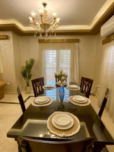 New Cairo 3BR Villa Garden & Prime Location By Best of Bedz