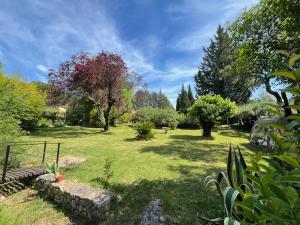 Maisons de vacances Le gite du mas : photos des chambres
