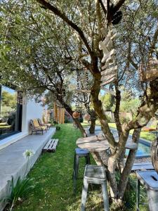 villa dans un écrin de verdure