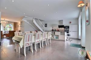 Maisons de vacances Les ormelles : photos des chambres