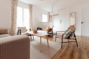 Grande maison & annexe, à deux pas de la Rochelle