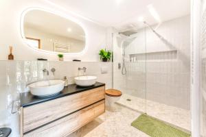 Sauna Bain Nordique Cinéma Vue Montange