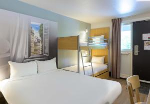 Hotels B&B HOTEL Pontault Combault : photos des chambres