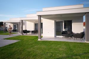 Venti apartments with swimming pool and private parking