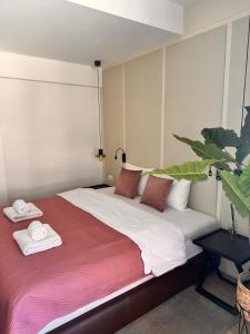 Green Stone Apartments