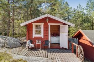 Trio of cottages near water