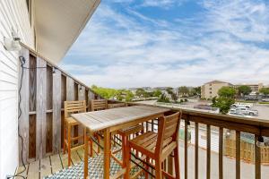 Jockey Beach Club 317