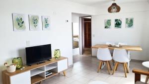 Confortable, céntrico, frente al lago