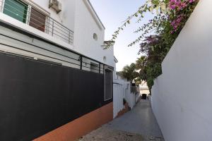 3-BR Villa Beach Access Private Pool
