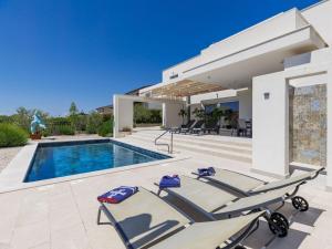 Villa Aponia by Interhome