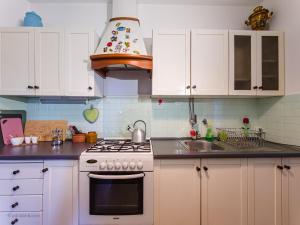 APARTMA SERENA Pod piranskimi zidovi - APARTMENT SERENA Sotto le Mura di Pirano