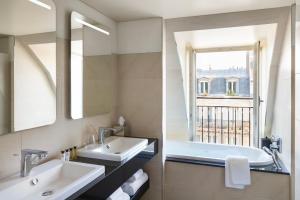 Hotels Maison Albar - Le Pont-Neuf : photos des chambres