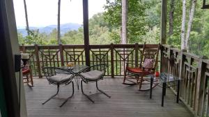 Mountain Retreat With Great View and Calm Winds