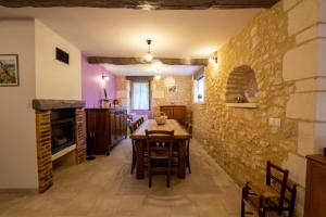 Maisons de vacances Moulin neuf de combecave pour 6 : photos des chambres