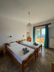 Agrilia Horizon II by Agrilia Studios