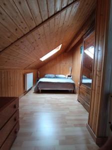 Maisons de vacances Maison entre lac et montagnes : photos des chambres