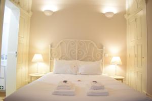 Liiiving in Porto - Vintage Balcony Apartment