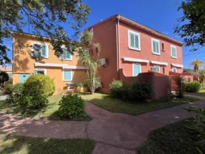 Appartements MORIANI PLAGE - Appartement climatise proche mer : photos des chambres