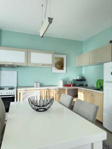 SeaView Apartments
