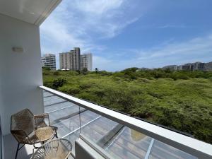 Economical Suite for 4 looking for a sea view