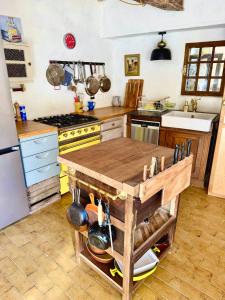 La Mistraline, in the center of the Luberon, Provence 2 bedroom, 2 bath Village House