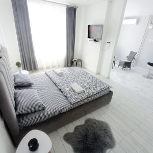 Новобудова сам центр ЖК "Семицвіт"