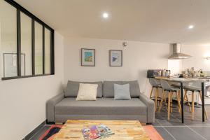 Appartements Le Simeon - T2 plein pied, cosy, au coeur de la zone pietonne : photos des chambres